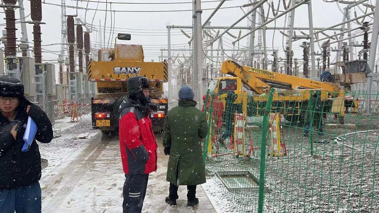 達坂城、三塘湖、木壘750千伏變電站第三臺主變擴建工程“零缺陷”投運